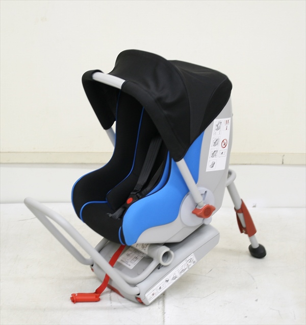 ベビーシート クラス0+ISOFIX ブラック・ブルー