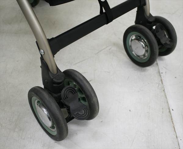 ソラリア プレミアム ビジューグリーン