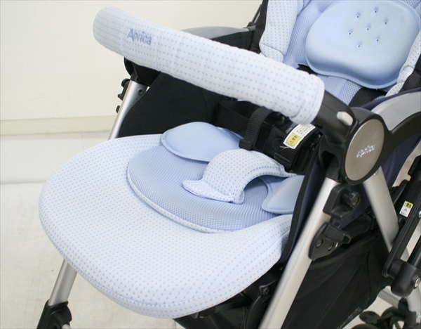 ソラリア ルミナスネイビー アップリカ