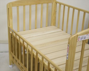 SC（ナチュラル） 02472 カトージ ベビーベッド