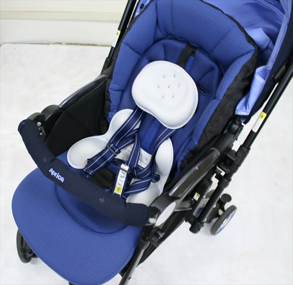 ソラリア <LIMITED COLOR> グレースネイビー