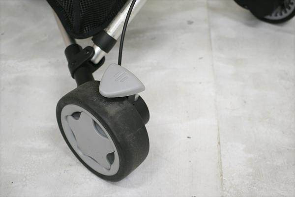 Quinny ZAPP Xtra レッドレボリューション