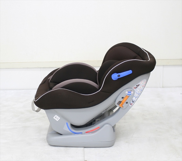 パミオ ウーノ ブラウン