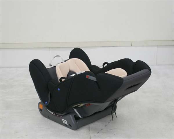 プリムロングS RS-538 ブラック コンビ製チャイルドシート