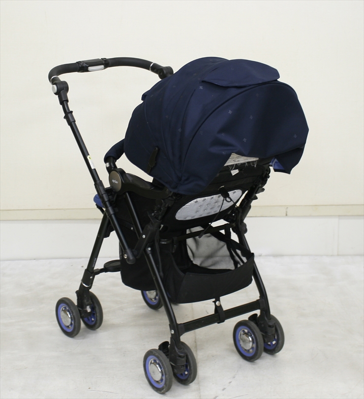 ソラリア リミテッド グレースネイビー