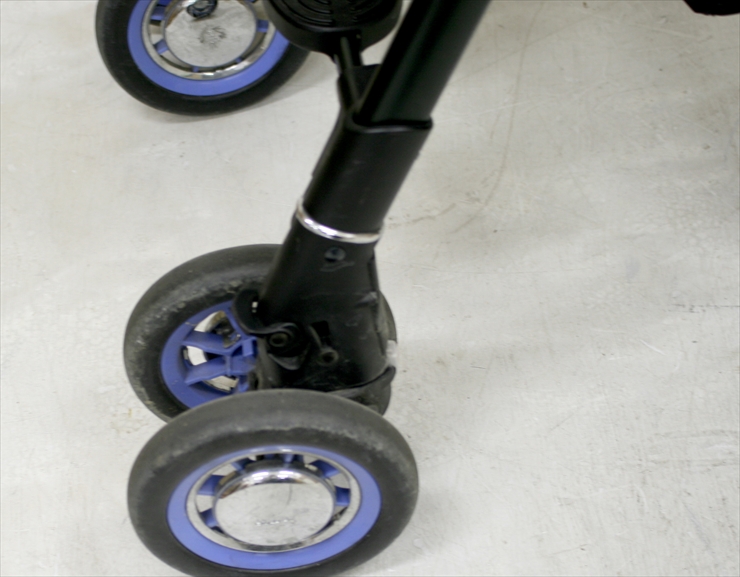 ソラリア リミテッド グレースネイビー