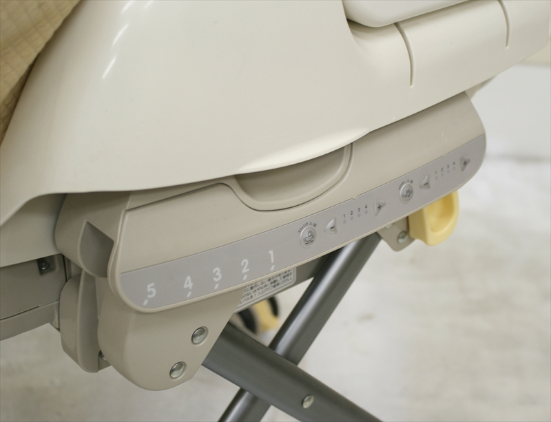 ロワイヤルAT ベージュ