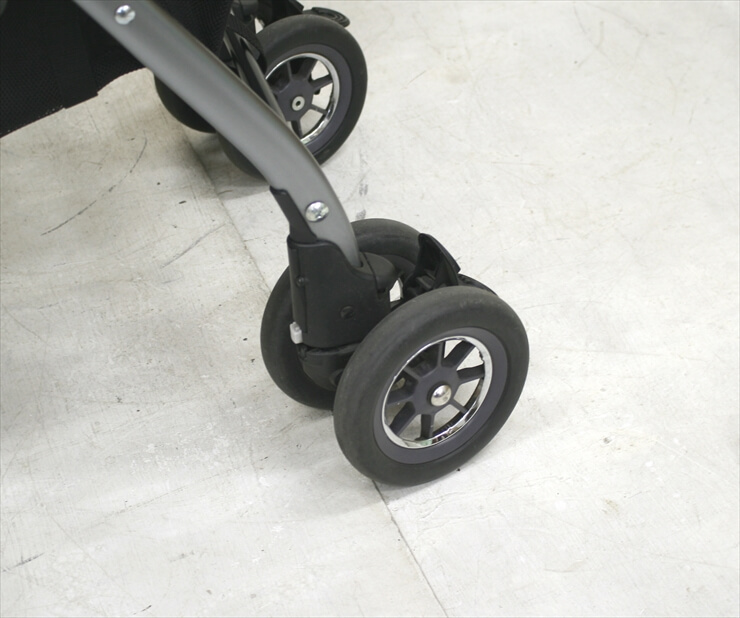 ソラリア 2013　ノーブルブラック オート4輪