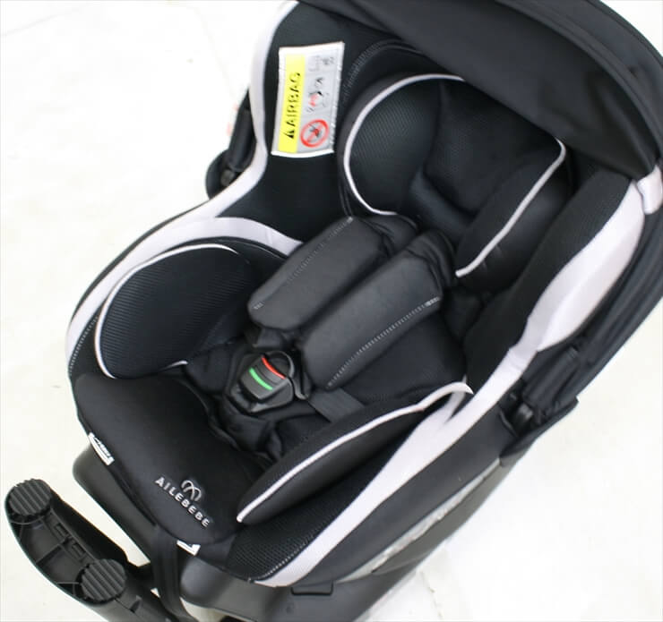 美品 エールベベ クルット3i ISOFIX アイソフィックス 新生児から4歳