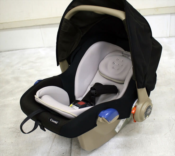 グッドキャリー アルティメットブラック コンビ製ベビーシート