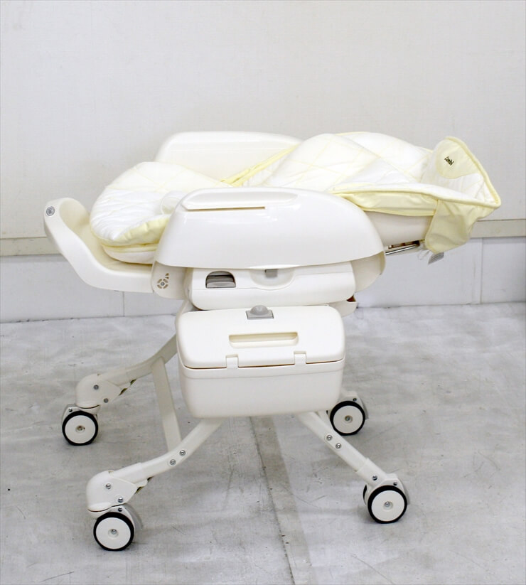 ネムリラ オートスウィング イエロー コンビ製ハイローチェア 電動タイプ