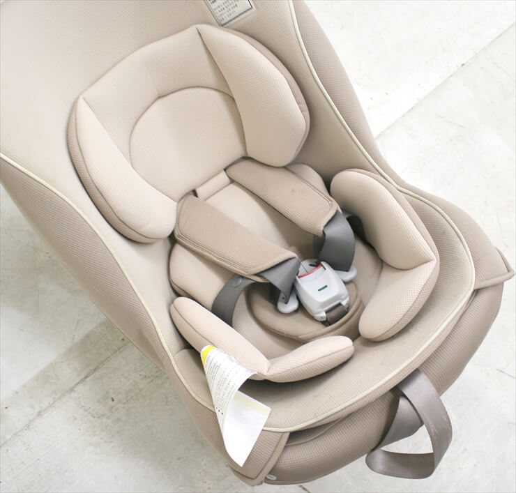 コッコロS UX ヘーゼルナッツ コンビ製チャイルドシート