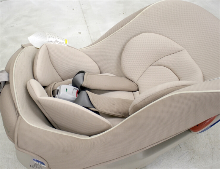 コッコロS UX ヘーゼルナッツ コンビ製チャイルドシート