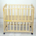 ミニサイズベビーベッド ヤトミ製 ナチュラル