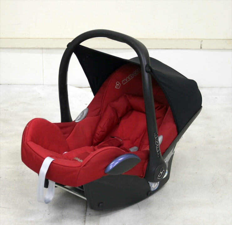 マキシコシ カブリオフィックス レッド MAXI-COSI CabrioFix