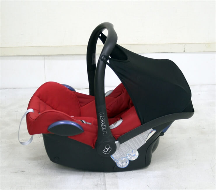 マキシコシ カブリオフィックス レッド MAXI-COSI CabrioFix
