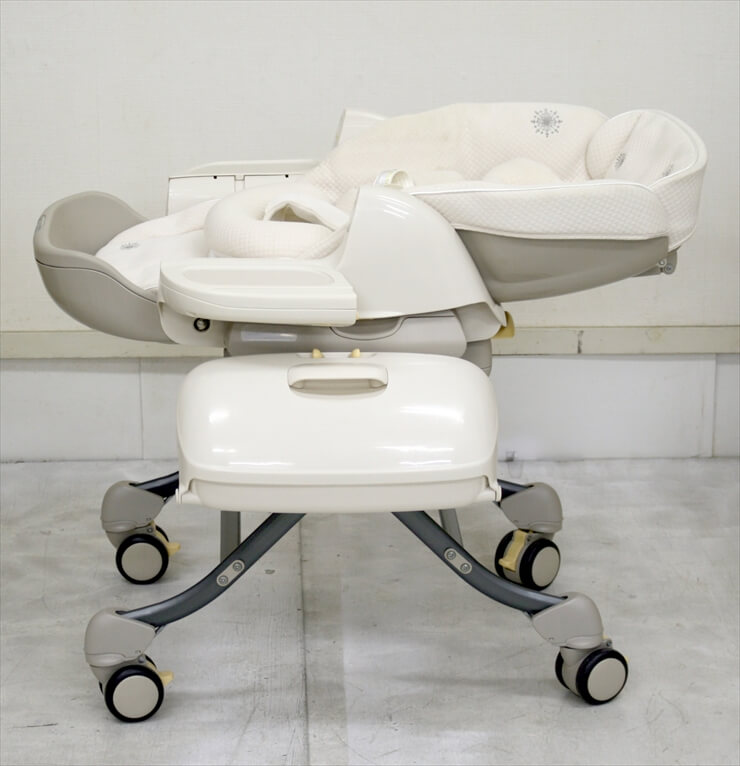 ロアンジュ RW-700 電動・オートスウィング コンビ製ハイローチェア