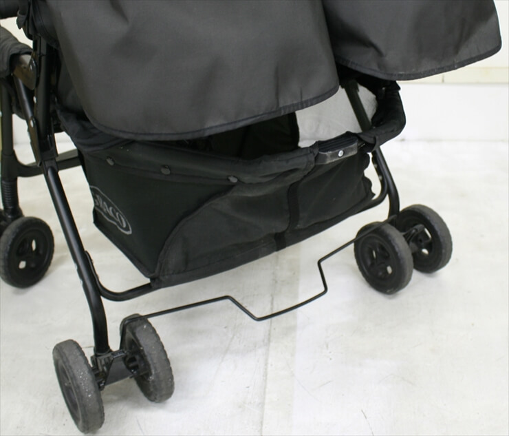 デュオスポーツプラス ブラック グレコ製2人乗りベビーカー