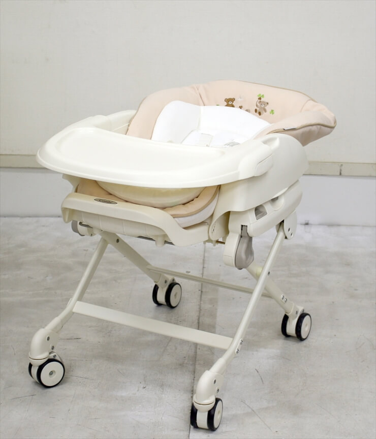 クーナココ Airstyle コンビ製ハイローチェア 手動