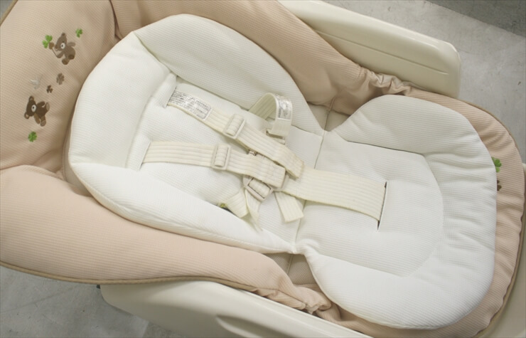 クーナココ Airstyle コンビ製ハイローチェア 手動