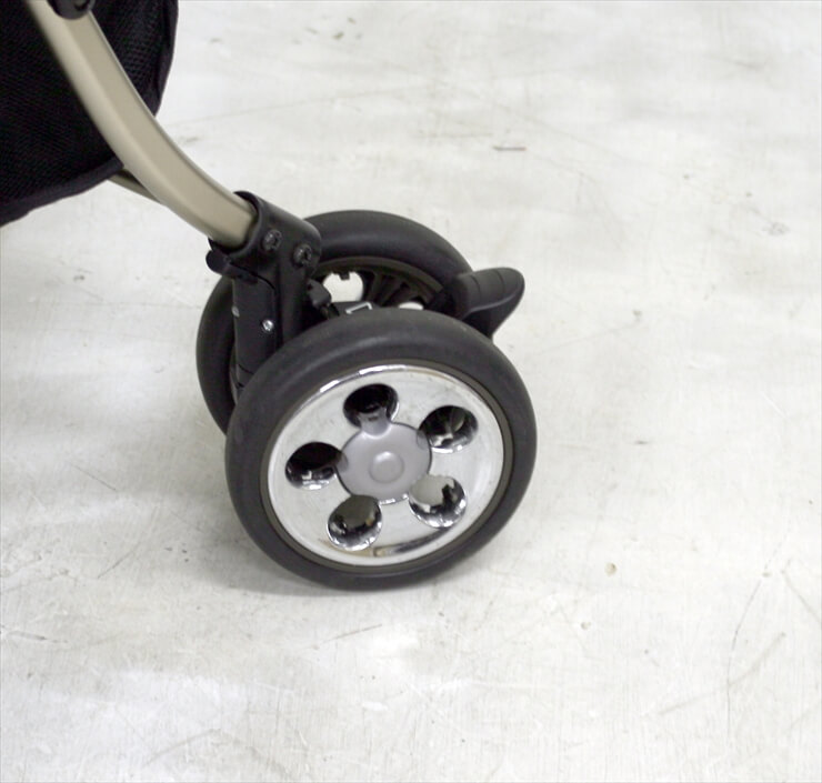 ディアクラッセ オート４キャス XY-600 ブラックオニキス 足カバー付 コンビ