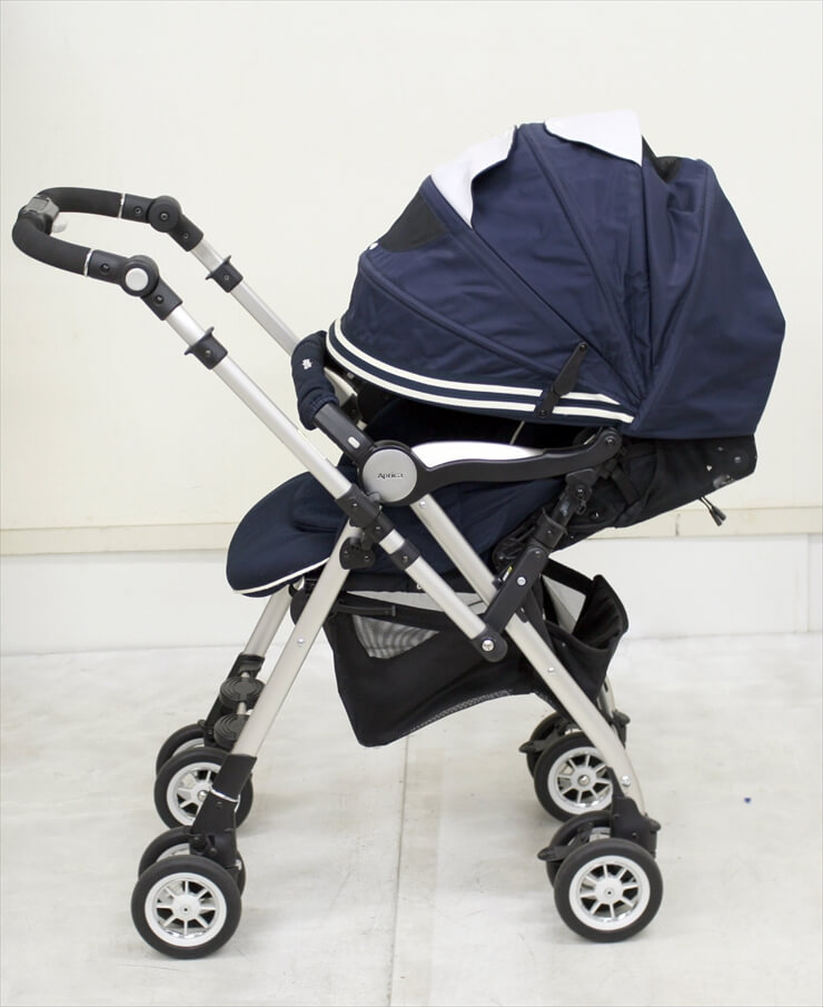 ソラリア 2013 タッジオネイビー オート