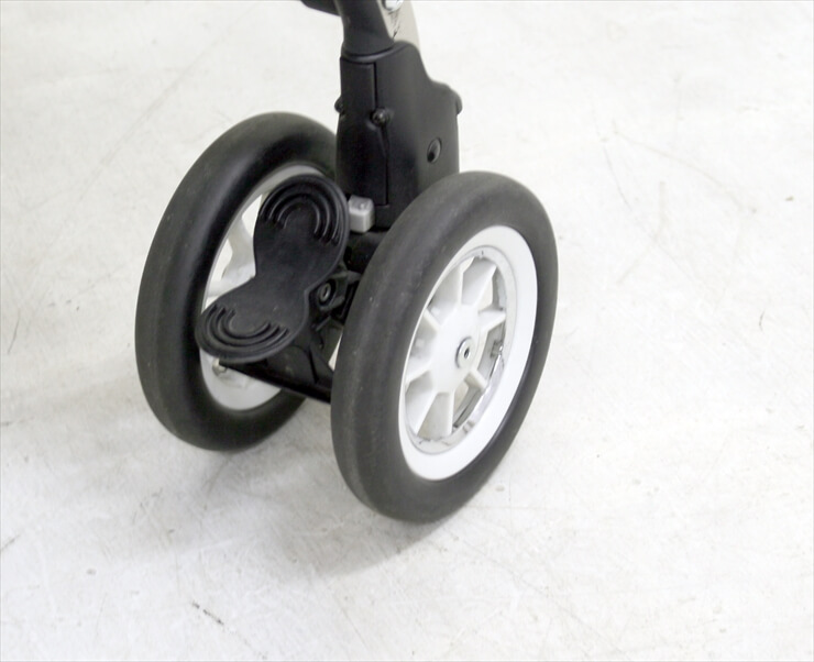 ソラリア 2013 タッジオネイビー オート