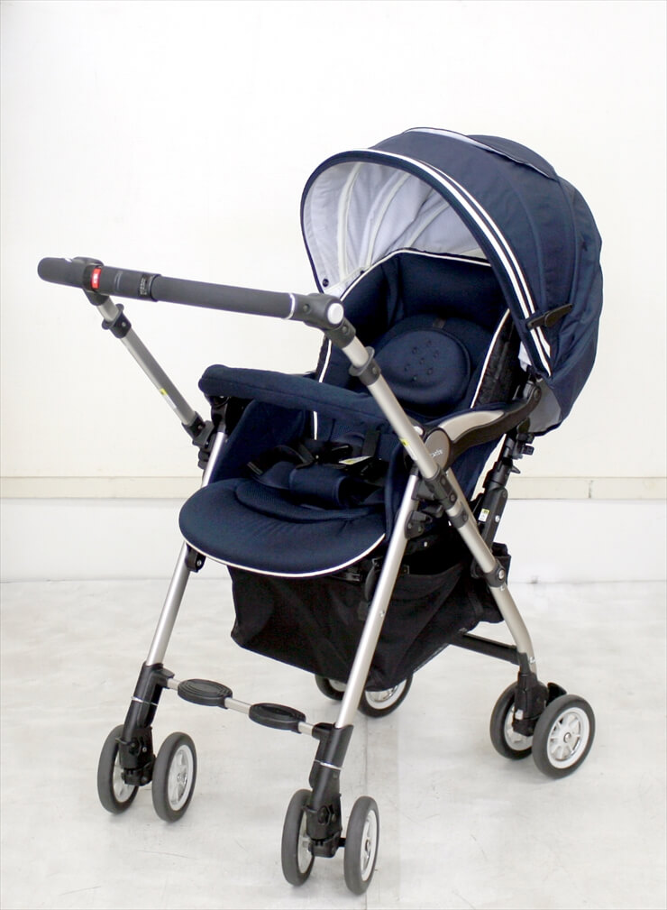 ソラリア 2013 タッジオネイビー オート4輪