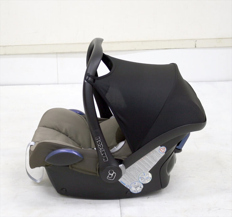 マキシコシ カブリオフィックス ウォルナットブラウン