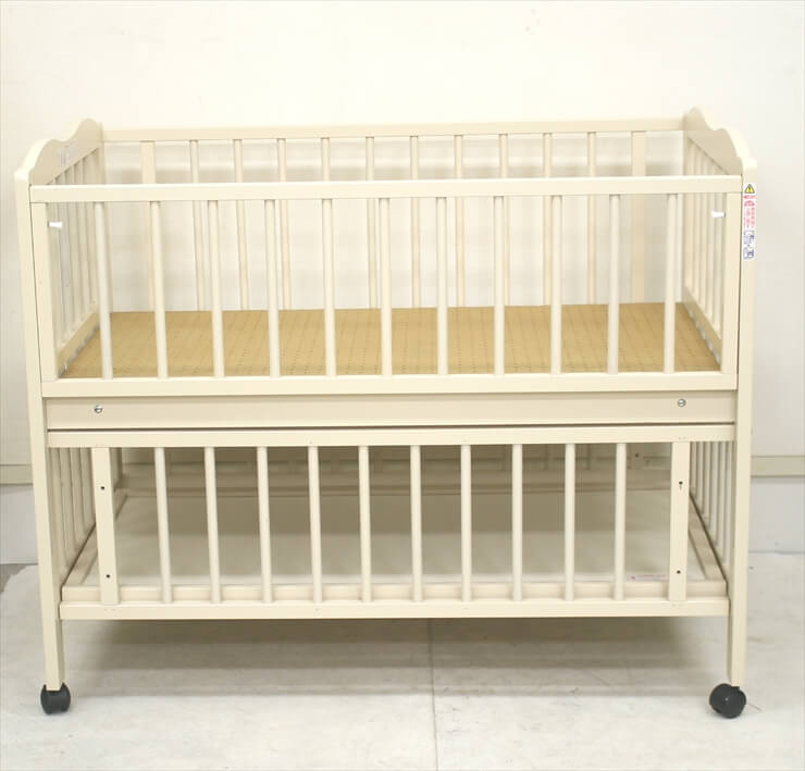 アン ハイタイプベッド ホワイト キンタロー製ベビーベッド