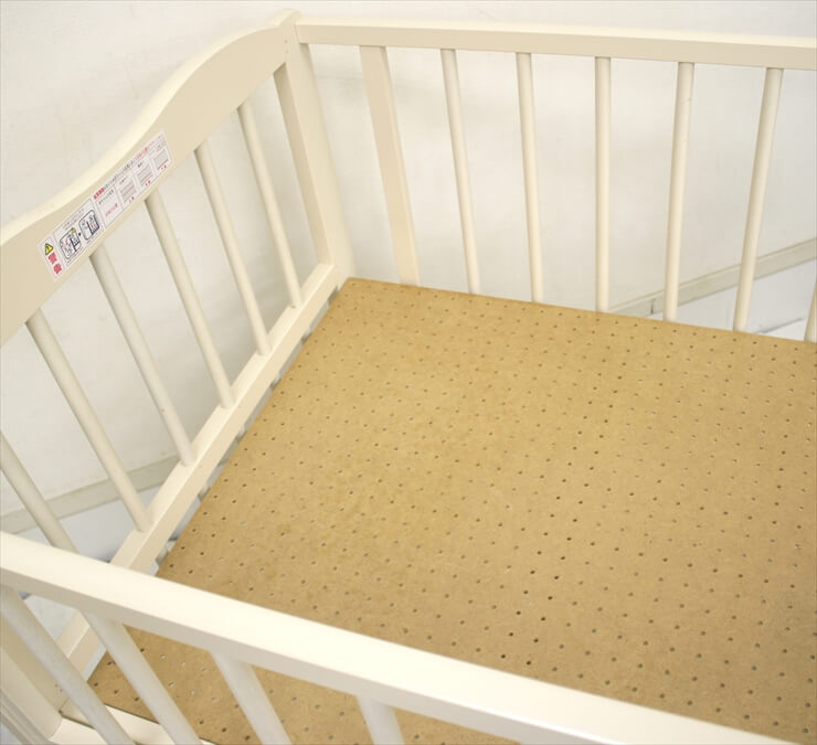 アン ハイタイプベッド ホワイト キンタロー製ベビーベッド