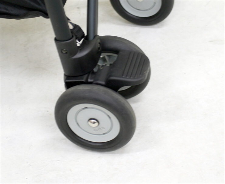 スティック ツイッギー ブラック アップリカ