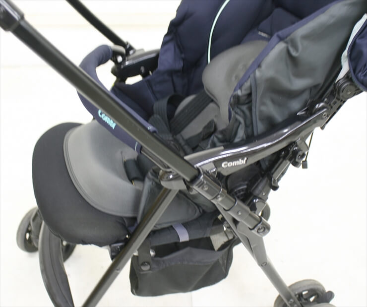 メチャカル ファースト コンパクト エッグショック KC ライトアクア