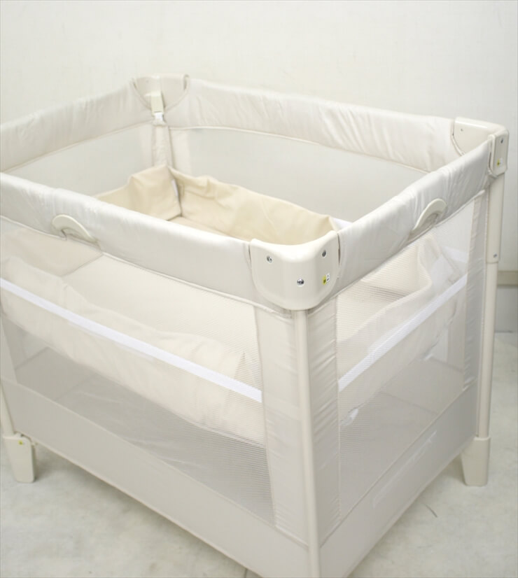 ココネル ミルク どこでもベビーベッド サークル アップリカ