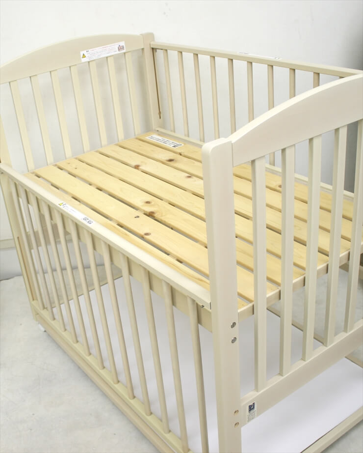 サワベビー デュアルスライドベッド S-500　澤田工業