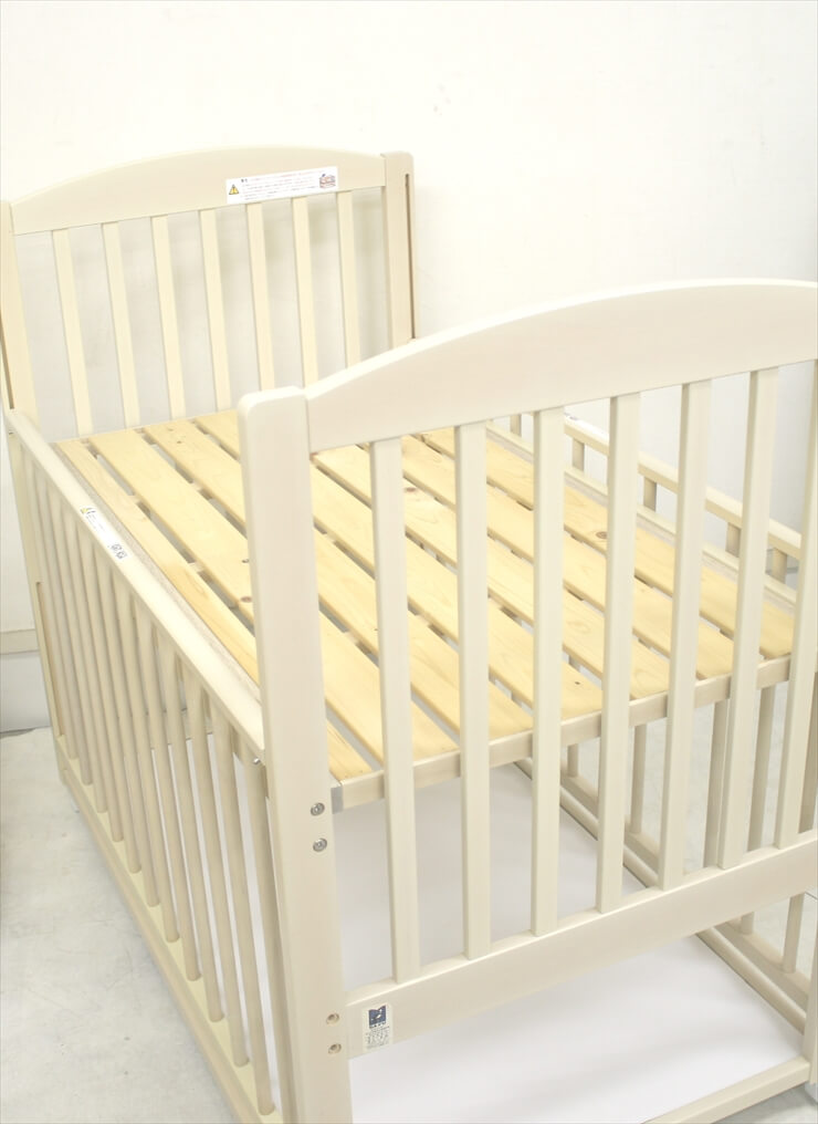 サワベビー デュアルスライドベッド S-500　澤田工業