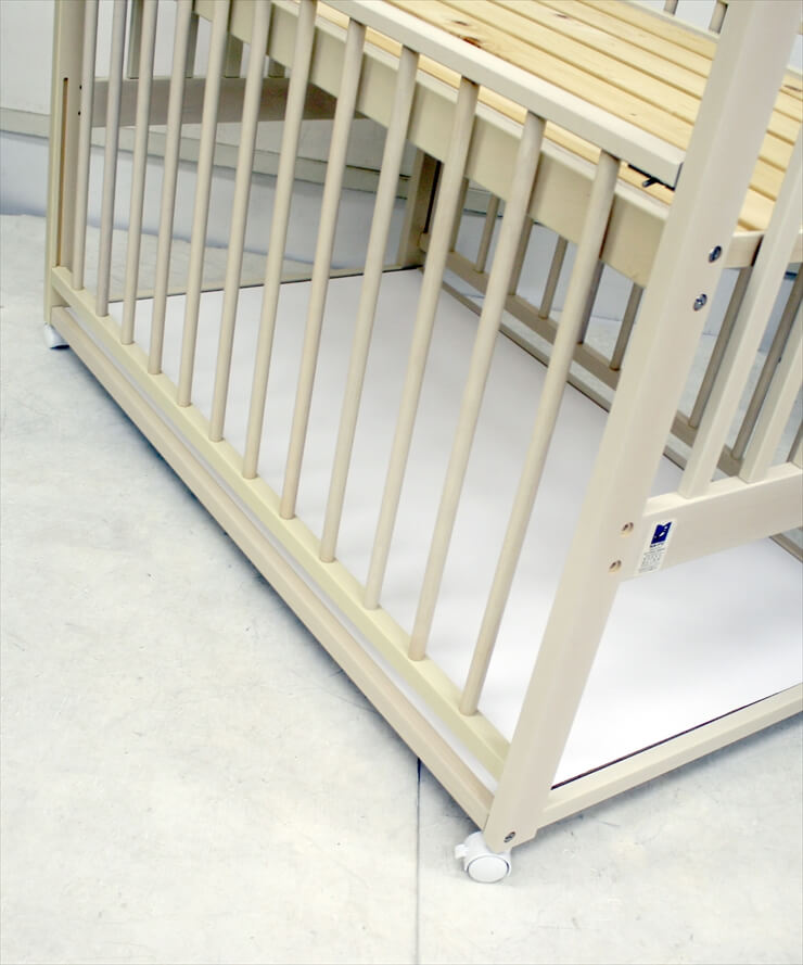 サワベビー デュアルスライドベッド S-500　澤田工業