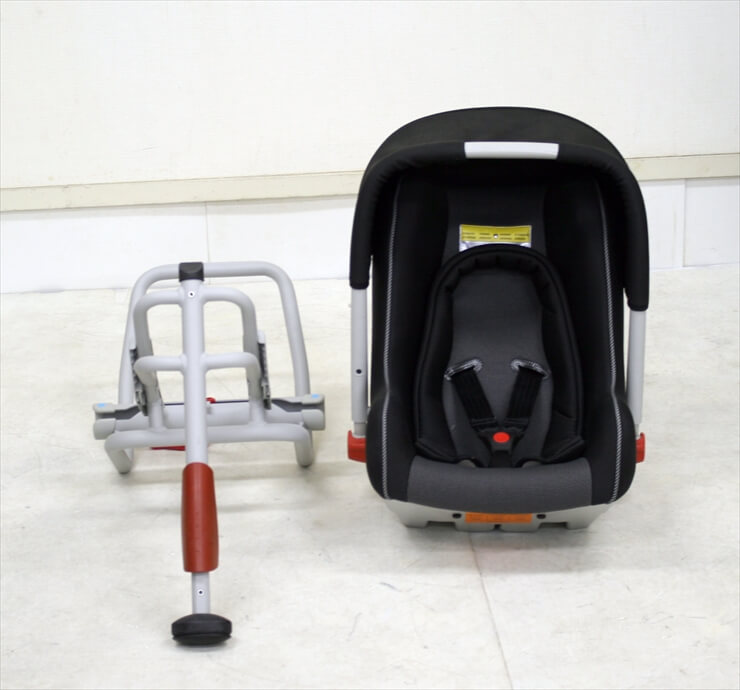 BMW ベビーシート クラス0+ ブラック