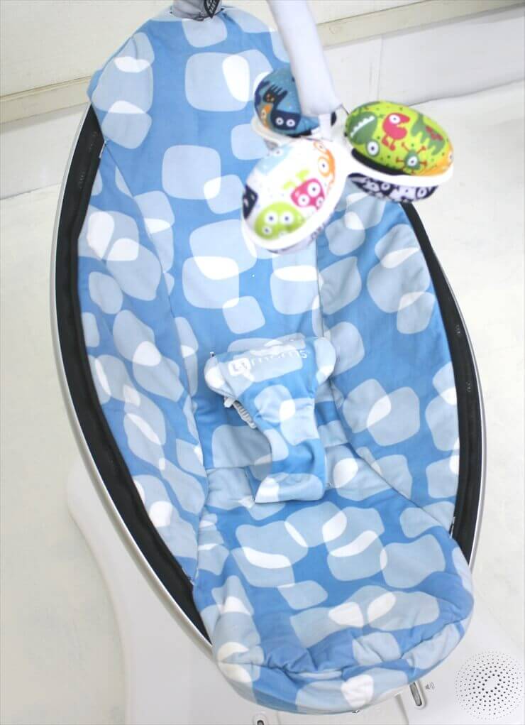 ママル― mamaRoo Plush 4moms 電動バウンサー ブルー
