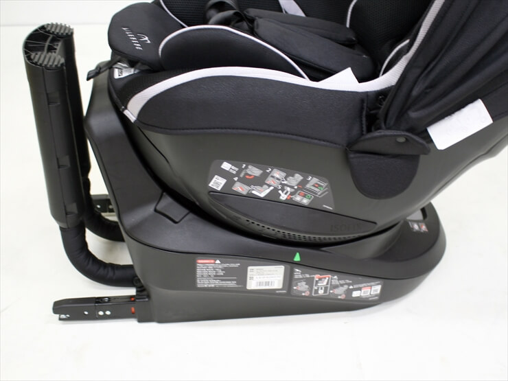 エールべべ クルット 3i グランス ラスターブラック BF850 ISOFIX対応 カーメイト