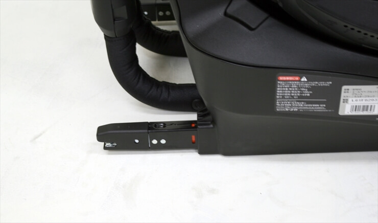 エールべべ クルット 3i グランス ラスターブラック BF850 ISOFIX対応 カーメイト