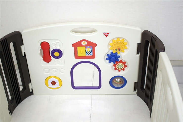 ミュージカルキッズランド スクエア ショコラ 本体+拡張パネル4枚のセット 日本育児 ベビーサークル