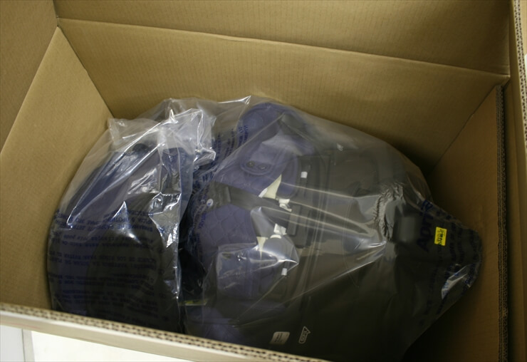 フラディア グロウ ISOFIX プレミアム ネイビー