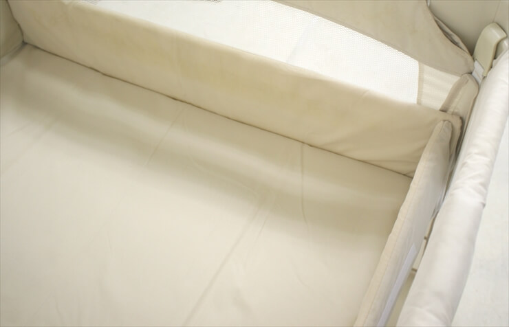 ココネル ミルク どこでもベビーベッド サークル アップリカ