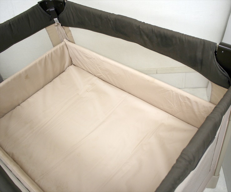 ココネル ココアBR たたんで運べるベビーベッド サークル アップリカ