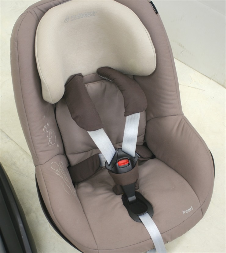 MAXI-COSI Pearl/ マキシコシ パールとファミリーフィックス ISOFIXベースのセット アースブラウン