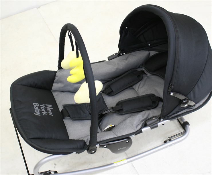 イージーリクライニングバウンサー ニューヨークベビー