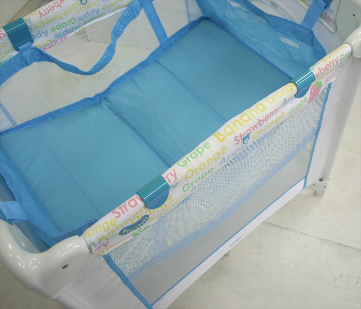 プレイヤード 折り畳めるベビーサークル 水色 カトージ