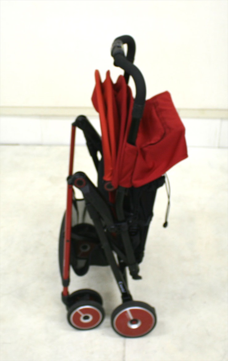 F2plus AD-300 ライジングレッド