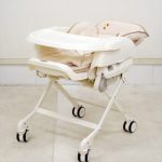 ルシエス オートスウィング ベージュ コンビ製電動ハイローチェア